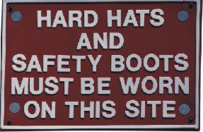 sign.jpg (22740 bytes)